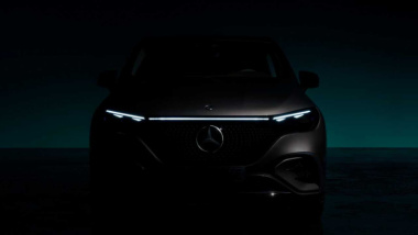 Mercedes EQE SUV, l’ultimo teaser prima del debutto