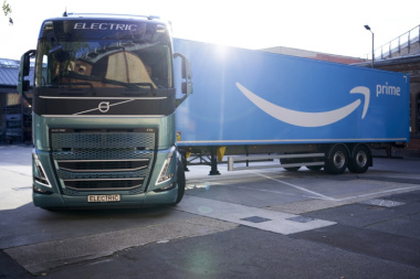 Amazon ordina 20 camion elettrici a Volvo: tutti i dettagli