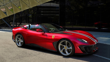 Ferrari SP51: svelata la spettacolare 