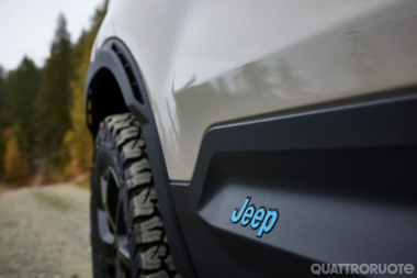Jeep Avenger – 4×4 Concept, a Parigi la B-Suv è già pronta per il fuoristrada