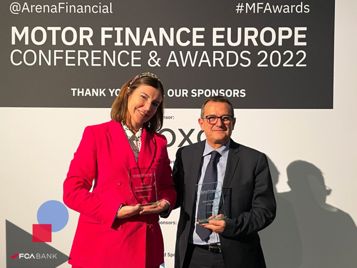 fca bank riceve due premi ai motor finance europe awards