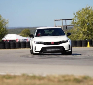 La nuova Honda Civic Type R portata al limite da Verstappen e Perez [VIDEO]