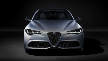 Alfa Romeo Giulia 2022, il restyling per luci e tecnologia