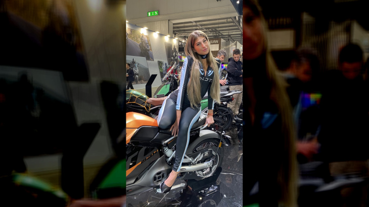 le più belle ragazze al salone del motociclo eicma 2022