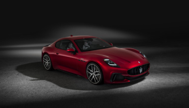 Maserati, la GranTurismo adesso è ad emissioni zero. L'elegante coupè è il primo modello a batterie del Tridente