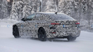 L’Audi A6 e-tron si “scalda” sulla neve. Le foto spia