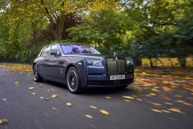 Rolls-Royce e la berlina immensa, la nuova Phantom Series II