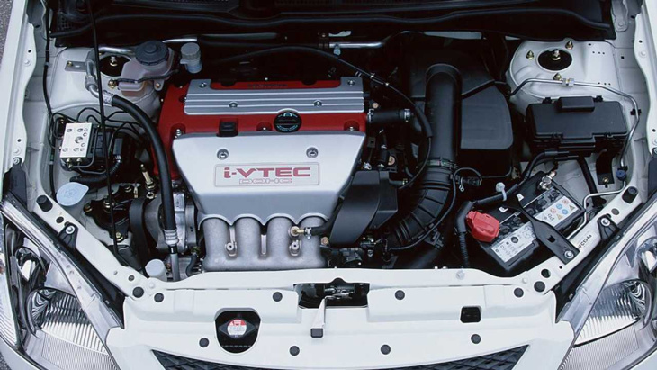 i motori della honda civic type r dal 1.6 al 2.0 turbo da 330 cv