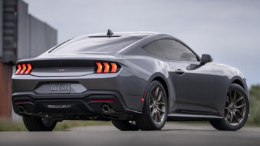 Ford Mustang 2023: caratteristiche, design, dimensioni, motori dell'auto