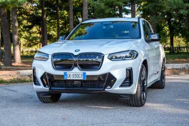 BMW iX3: PROVA SU STRADA della “X3” totalmente elettrica [FOTO e VIDEO]