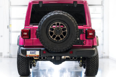 Jeep Wrangler: AWE Tuning ha migliorato il suono del V8 da 6,4 litri
