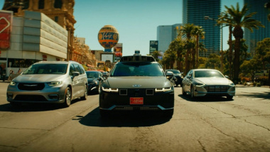 Il Robotaxi di Hyundai sta imparando dalle città. Un video mostra le capacità della guida autonoma a Las Vegas