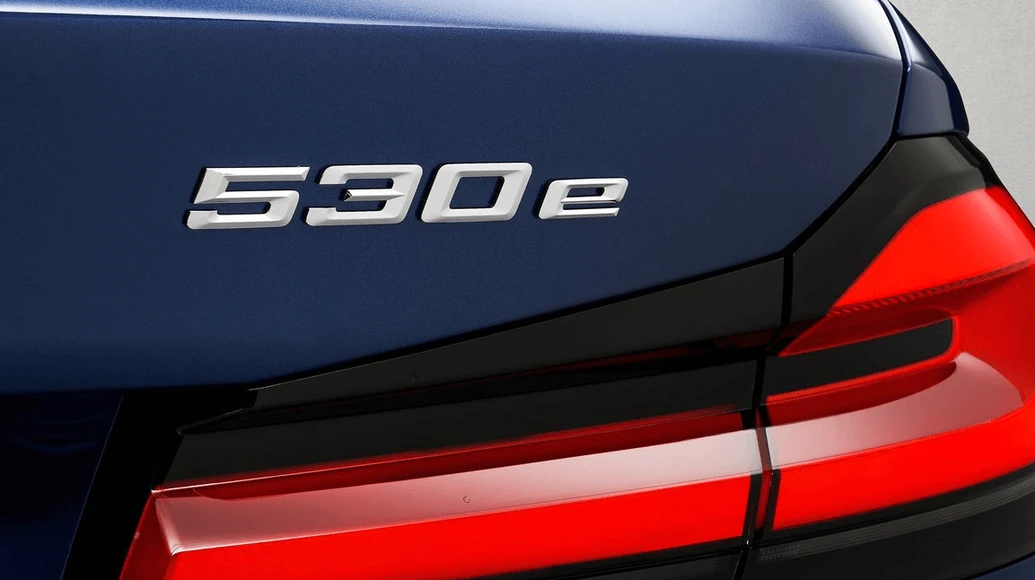 BMW Serie 5: la nuova generazione sarà anche EV