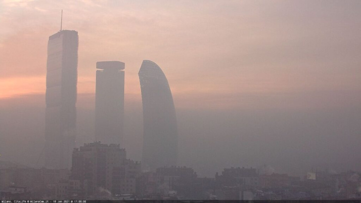 milano: il 2022 è stato l’anno peggiore in termini di inquinamento dell’aria