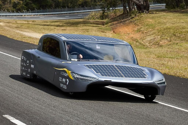 sunswift 7 è il veicolo elettrico più veloce ad aver percorso oltre 1000 km con una singola ricarica