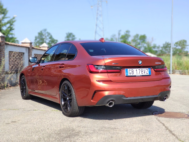 BMW Serie 3 2021: PROVA SU STRADA, 320d xDrive 48V berlina, divertimento e consumi da record [VIDEO]