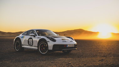 Porsche 911 Dakar: ecco tre nuove livree ispirate ai modelli che corsero all’East African Safari Rally [FOTO]