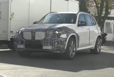 BMW X5 M e X6 M preparano il restyling: i nuovi modelli attesi nella primavera 2023