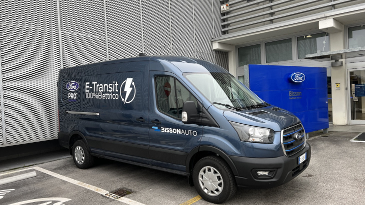 elettriche,, ford e-transit: prova su strada del furgone elettrico per professionisti