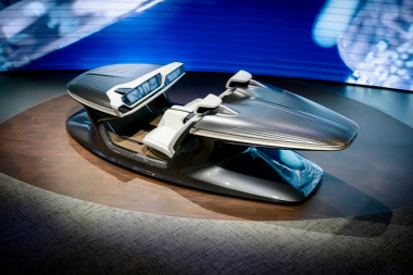Chrysler e l’auto del futuro: display da 37” e sedili flottanti