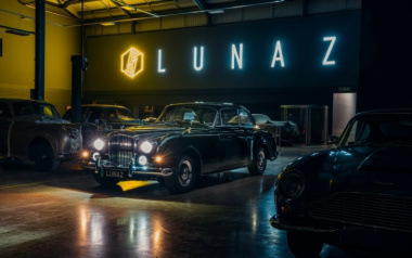 Una Bentley S2 Continental del 1961 diventa elettrica grazie a Lunaz