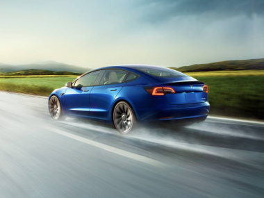 Tesla Model 3 mette la trazione posteriore per gli incentivi: ecco quanto costa adesso