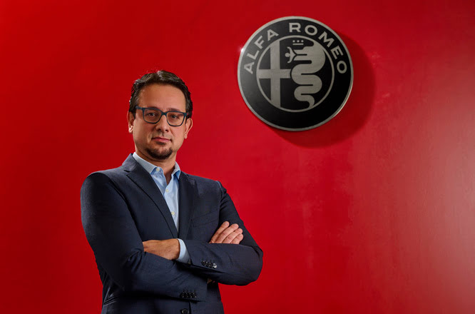 Alfa Romeo, la passione al comando