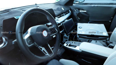 Nuova BMW X2, le prime foto spia degli interni