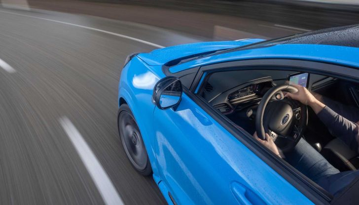 ibride,, ford puma st powershift disponibile con il nuovo 1.0 ecoboost da 170 cv