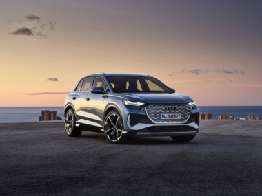 Audi Q4 e-tron, con il nuovo aggiornamento software più servizi e potenza di ricarica