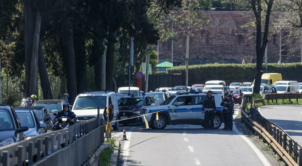 incidente in moto sul muro torto: grave luciano savant levra, segretario nazionale della uil telecomunicazioni