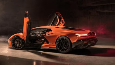Lamborghini Revuelto: l'ibrida da 1015 CV e 350 Km/h rivoluziona la storia delle supercar