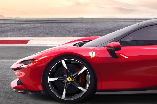 Ferrari SF90 Versione Speciale, oltre 1.000 CV da scatenare in pista