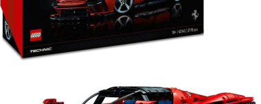 LEGO Technic 42143 Ferrari Daytona SP3: su Amazon risparmi oltre 130€