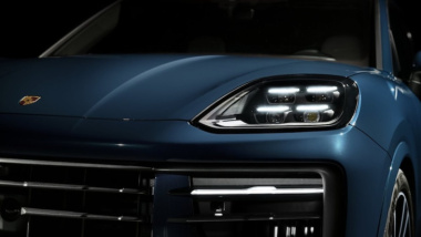 Porsche Cayenne 2023, geometrie Taycan sui fari