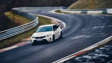 Guardate Honda Civic Type R che strappa il nuovo record sul giro al Nurburgring