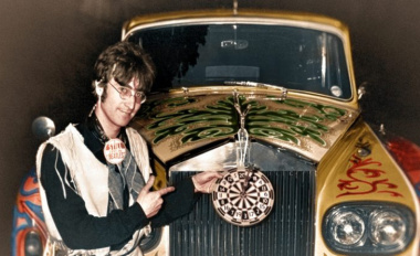 La Rolls Royce Phantom V di John Lennon: il viaggio psichedelico dell'iconica auto britannica