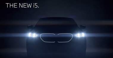 BMW i5: immagini, interni, infotainment, data di presentazione
