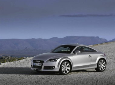 Audi TT compie 25 anni: storia dell’icona che ruppe gli schemi
