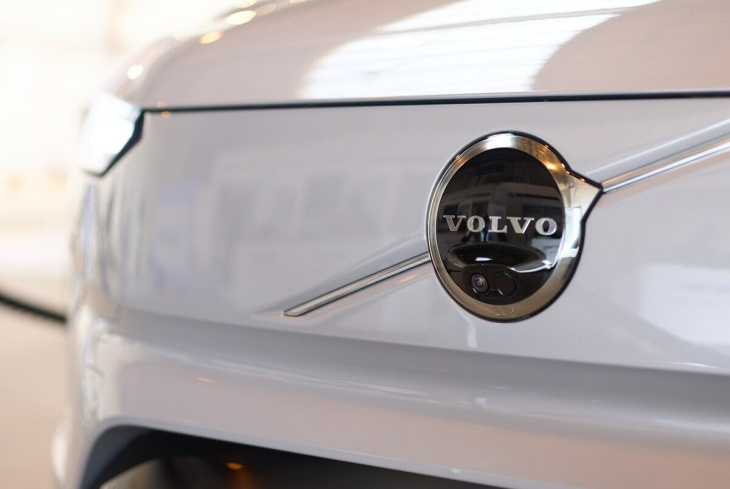 Volvo, partnership tecnologica con Plug and Play