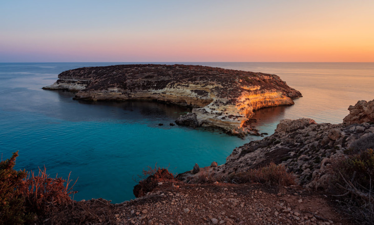 “Niente auto sull’isola”, la decisione di Lampedusa
