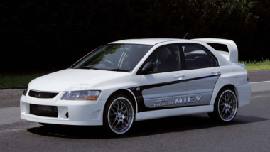 La Mitsubishi Lancer elettrica ha già corso i rally (nel 2005)