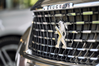 Peugeot 2008: il restyling per i 10 anni del celebre SUV