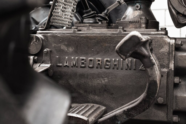 lamborghini centenario trattore