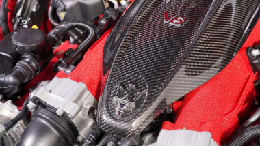 Maserati dice addio al motore V8 e lascia il posto all'elettrico