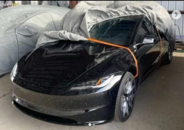 Tesla Model 3, nuove foto spia del restyling