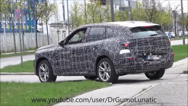 BMW X3 2024: nuovo avvistamento sulle strade della Germania [VIDEO SPIA]
