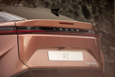 Lexus RZ: il primo EV del brand si prepara per il lancio a Barcellona