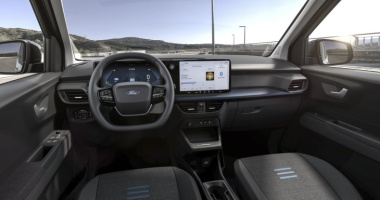 Ford E-Tourneo Courier 2024: debutta il nuovo multi-activity vehicle 100% elettrico