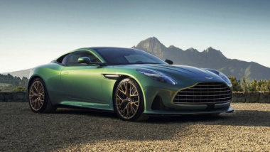 Aston Martin DB12, la granturismo diventa super per dinamismo e tecnologia